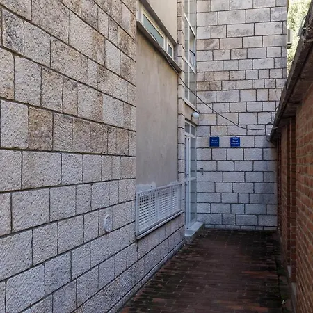 Ventula - Two Bedroom With Sea View