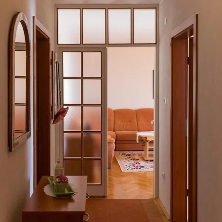 Ventula - Two Bedroom With Sea View